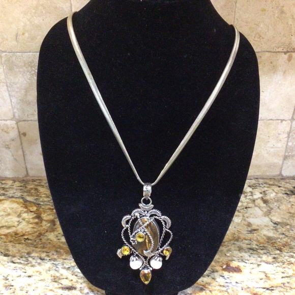 Very unique sterling, silver pendant with brown and topaz colored stones. - Picture 1 of 7